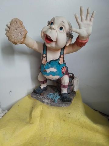 14359) EFTELING  mooi groot beeld van  glazenwasser  beschikbaar voor biedingen