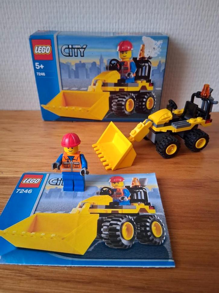 Lego city mini bulldozer 7246 compleet met doos en boekje, Kinderen en Baby's, Speelgoed | Duplo en Lego, Zo goed als nieuw, Ophalen of Verzenden