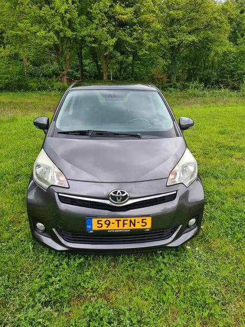 Toyota Verso-S 1.3 Vvt-i 2012 Grijs, Auto's, Toyota, Particulier, Verso-S, Benzine, B, MPV, Handgeschakeld, Origineel Nederlands