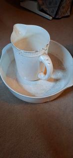 Oud lampetstel met kan en waskom, Ophalen