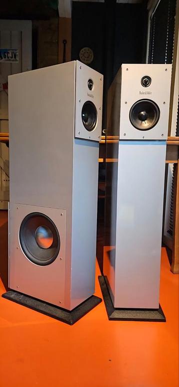 Backes & Müller SL15 active 3‑weg zuilen speakers beschikbaar voor biedingen