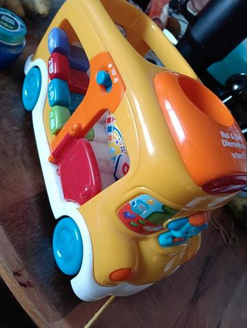 Rol en dol dierenbus Vtech met geluid beschikbaar voor biedingen