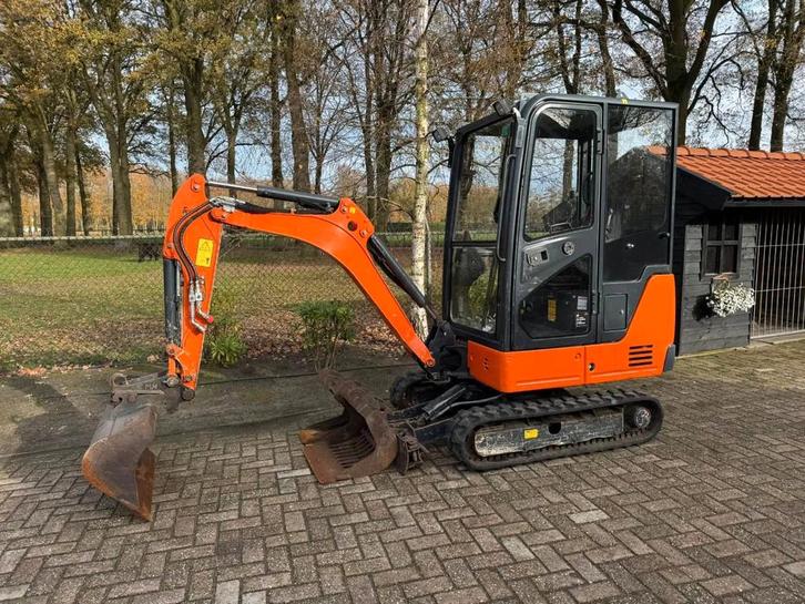Hitachi ZX19-5 Minigraver (bj 2016), Zakelijke goederen, Machines en Bouw | Kranen en Graafmachines, Graafmachine