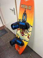 Wakeboard 143 inclusief bindingen 42/47 en tas, Watersport en Boten, Wakeboarden, Ophalen of Verzenden, Gebruikt
