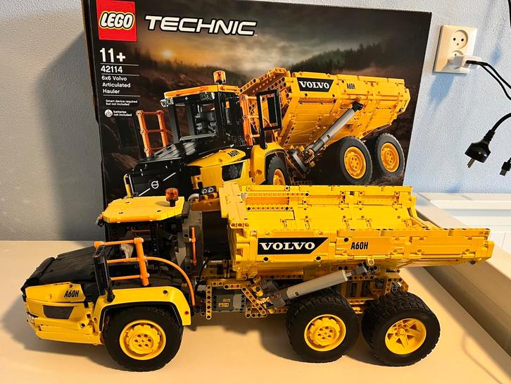 Lego Technic 42114 Volvo 6x6 Kiepwagen, Kinderen en Baby's, Speelgoed | Duplo en Lego, Zo goed als nieuw, Lego, Complete set, Ophalen