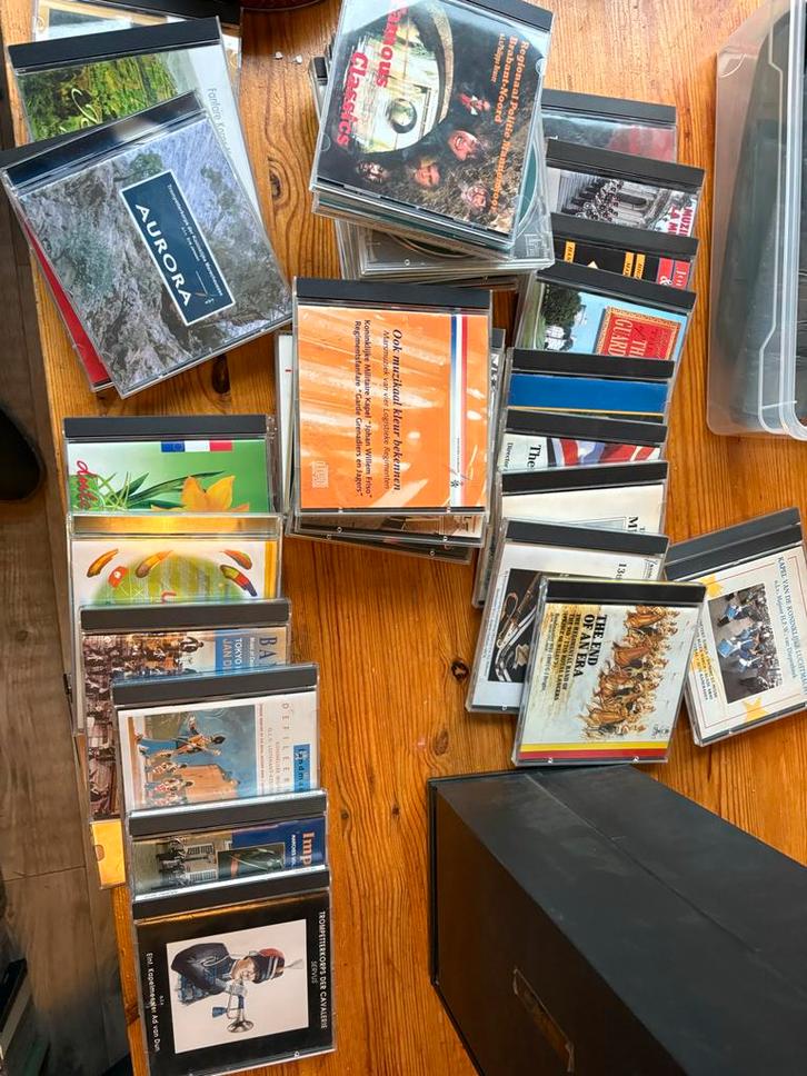 Collectie overwegend militaire muziek CD's, Hobby en Vrije tijd, Verzamelkaartspellen | Magic the Gathering, Gebruikt, Losse kaart