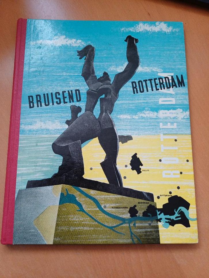 Boek “Bruisend Rotterdam  deel 1”, Boeken, Geschiedenis | Stad en Regio, Zo goed als nieuw, 20e eeuw of later, Ophalen of Verzenden