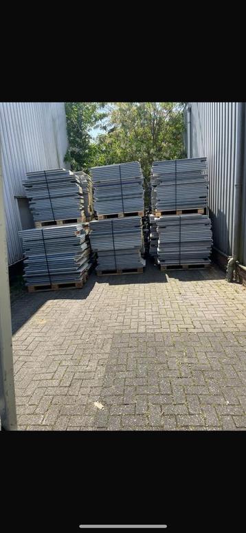 Sandwichpanelen actie!!  beschikbaar voor biedingen