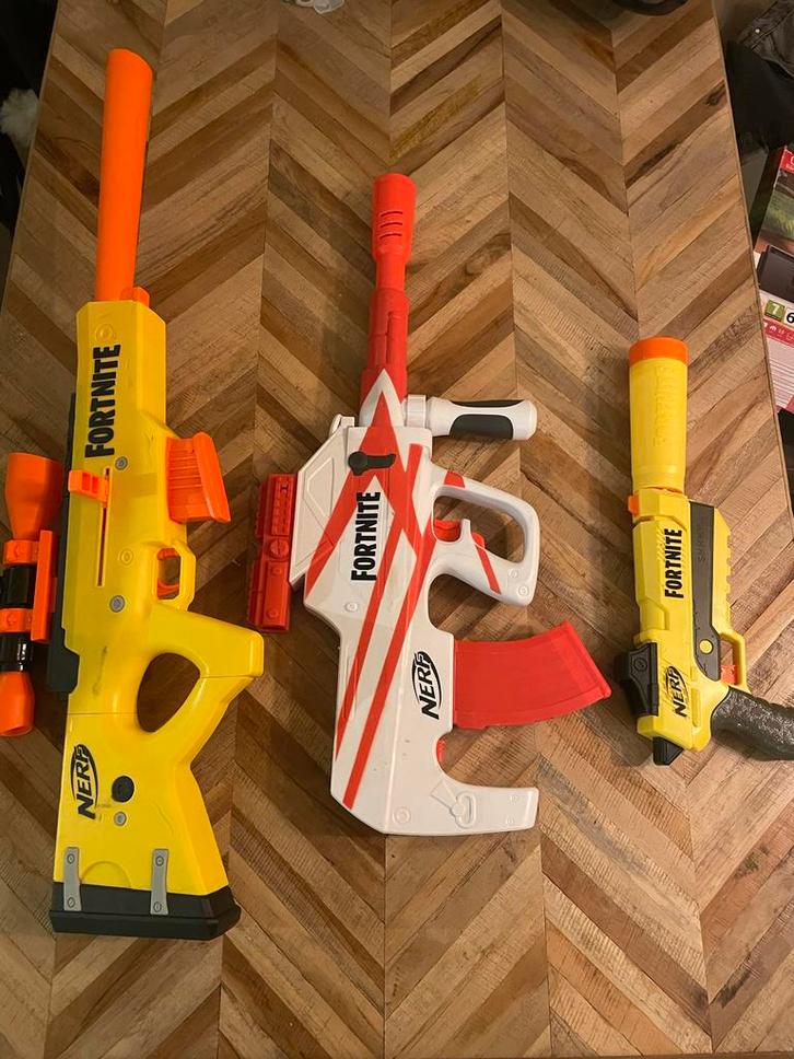 Fortnite Nerf Geweren Set, Kinderen en Baby's, Speelgoed | Actiefiguren, Gebruikt, Ophalen