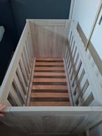 Ledikantje + bijpassend wandplank (en matrasje), Ophalen, Gebruikt, Minder dan 140 cm, Matras