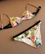 Calzedonia Cobey Floral/Tropical Top and Bikini, Ophalen of Verzenden, Gedragen, Wit, Bikini