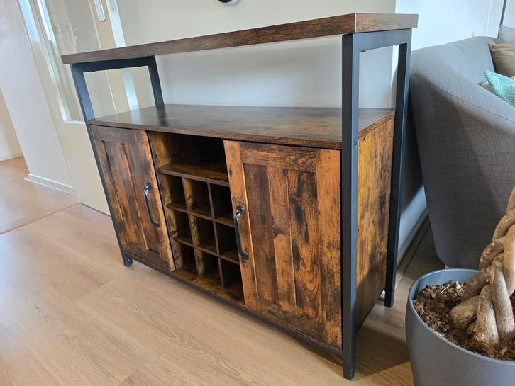 VASAGLE Wijnkast - Stijlvolle Opbergkast, Huis en Inrichting, Kasten | Buffetkasten, Zo goed als nieuw, 100 tot 150 cm, 150 tot 200 cm