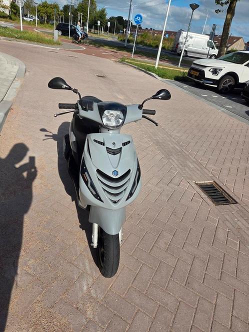 piaggio zip, 25km 4t digitale teller, Fietsen en Brommers, Scooters | Piaggio, Gebruikt, Zip, Maximaal 45 km/u, Benzine, Ophalen