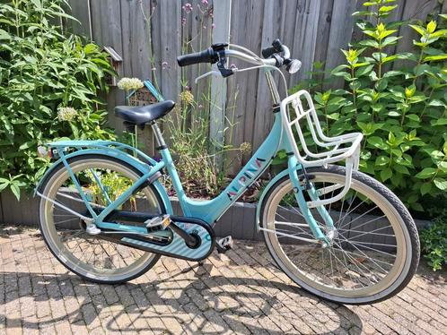 Alpina Clubb 24 inch meisjesfiets incl. rieten mand, Fietsen en Brommers, Fietsen | Meisjes, Gebruikt, 24 inch, Ophalen