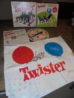 Twister spel met 2 extra moves, Hobby en Vrije tijd, Gezelschapsspellen | Overige, Ophalen of Verzenden, Zo goed als nieuw