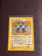 Pokemon - magneton base set 10/102 holo, Ophalen of Verzenden, Zo goed als nieuw