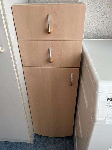 Badkamerkast met 1 deurtje en 2 lades
