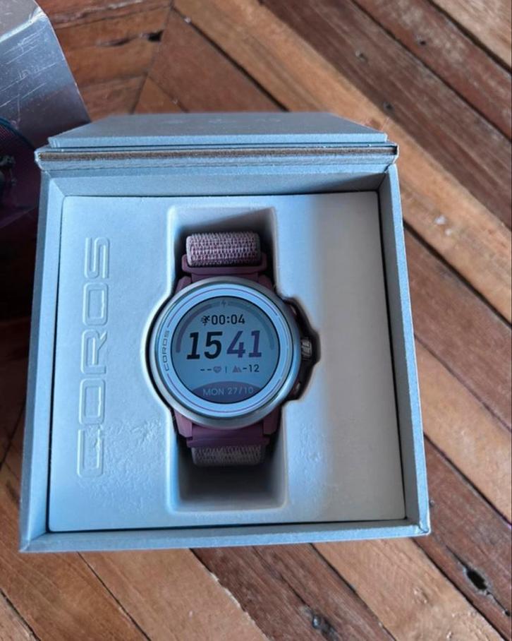 Coros Apex 2 - GPS Sporthorloge, Sieraden, Tassen en Uiterlijk, Sporthorloges, Zo goed als nieuw, Roze, Afstand, Waterdicht, Ophalen