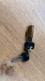 Vespa v50 - contactslot met 2st. Sleutels, Ophalen of Verzenden, Gebruikt, Overige typen, Vespa