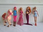 4 barbies en barbiepaard, Kinderen en Baby's, Speelgoed | Poppen, Ophalen, Zo goed als nieuw, Barbie