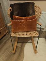Rotan schommelstoel, Kinderen en Baby's, Kinderkamer | Tafels en Stoelen, Ophalen of Verzenden, Gebruikt, Stoel(en)