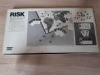 Risk wereldveroverend in witte doos - s1383, Hobby en Vrije tijd, Gezelschapsspellen | Bordspellen, Ophalen of Verzenden, Zo goed als nieuw