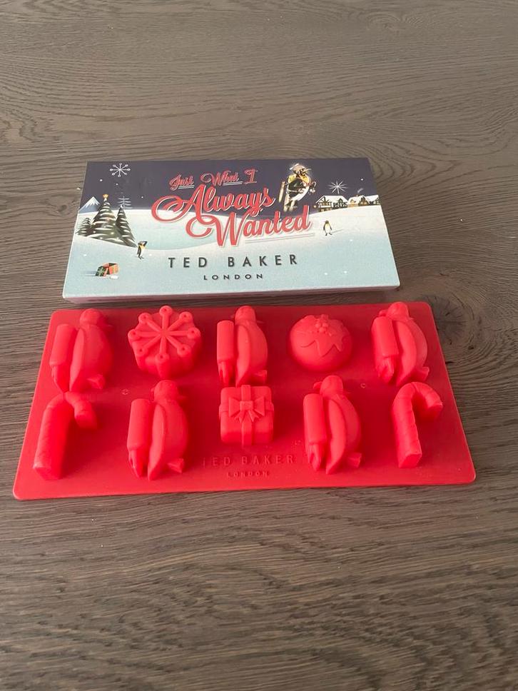 Ted Baker Kerst Vormen, Huis en Inrichting, Keuken | Keukenbenodigdheden, Nieuw, Ophalen of Verzenden