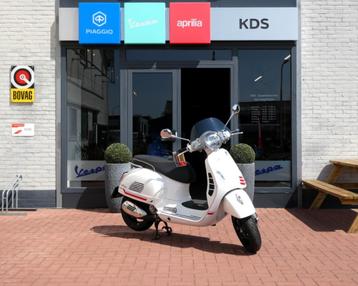 Vespa GTS 300 Super Sport (ex DEMO) beschikbaar voor biedingen