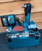 Makita DTM51 Multitool Nieuw mooie complete set, Ophalen of Verzenden, Nieuw, Minder dan 600 watt, 30 tot 70 mm