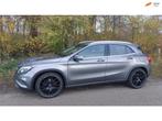 Mercedes-Benz GLA-klasse 180 Prestige, Auto's, Voorwielaandrijving, 65 €/maand, Navigatiesysteem, Gebruikt