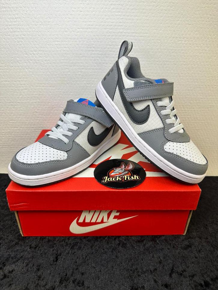 Nike Court Borough Low Grey/Blue - Size 31, Kleding | Heren, Schoenen, Nieuw, Sneakers of Gympen, Overige kleuren, Ophalen of Verzenden