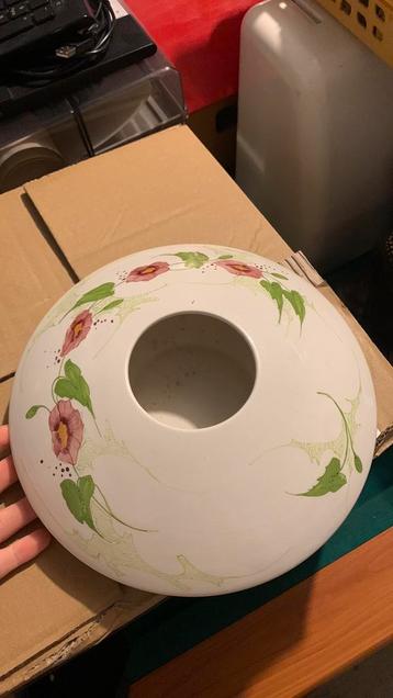 Regina Handwerk Schaal beschikbaar voor biedingen