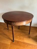 Antieke Ronde Tafel (inklapbaar), Ophalen