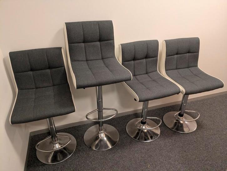 4 Grijze/Witte Barkrukken - In hoogte verstelbaar, Huis en Inrichting, Barkrukken, Ophalen