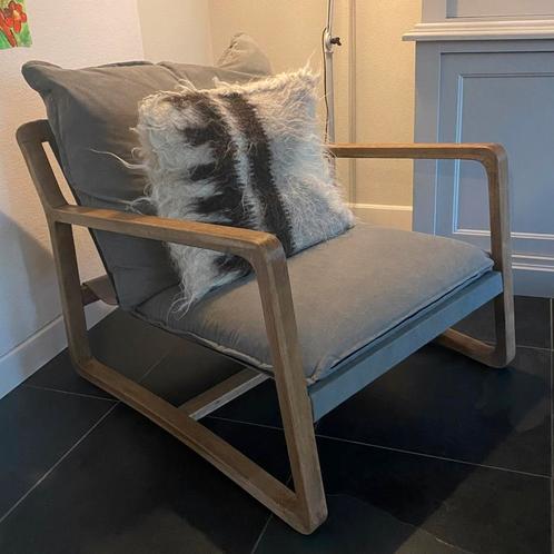 Fauteuil stoer en sober, Huis en Inrichting, Fauteuils, Zo goed als nieuw, Hout, 50 tot 75 cm, Ophalen