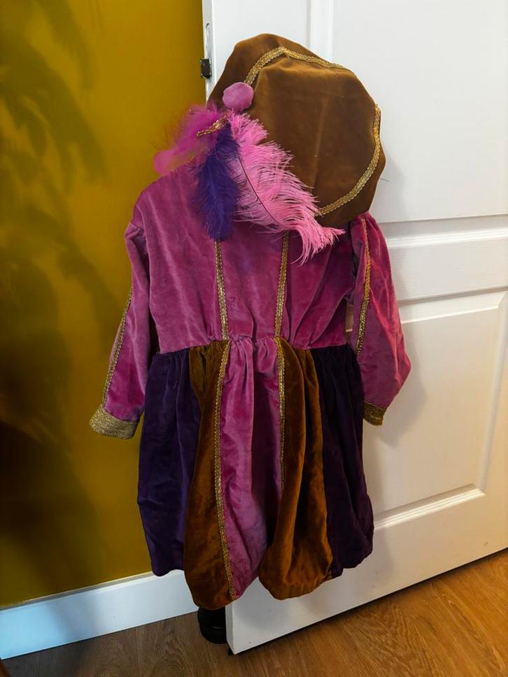 Zelf gemaakte pieten jurk. + bijpassende muts, Diversen, Sinterklaas, Gebruikt, Ophalen