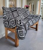 Plaid, gehaakt. Wit/ grijs/ zwart., Ophalen of Verzenden, Nieuw
