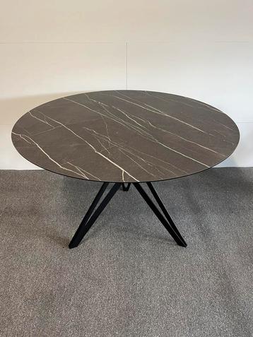 Ronde eettafel HPL marmer 120cm beschikbaar voor biedingen