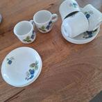 Kopjes met schoteltjes en mokken, Huis en Inrichting, Keuken | Servies, Ophalen, Zo goed als nieuw, Overige stijlen, Kop(pen) en/of Schotel(s)