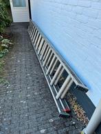Super degelijke Altrex opsteek-/uitschuifladder 2 x 14, Doe-het-zelf en Verbouw, Ladders en Trappen, Ophalen, Gebruikt, Ladder