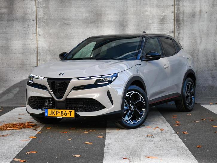 Alfa Romeo Junior Speciale 1.2 Turbo Ibrida 145pk Automaat A, Auto's, Alfa Romeo, Bedrijf, Te koop, Junior, ABS, Airbags, Airconditioning