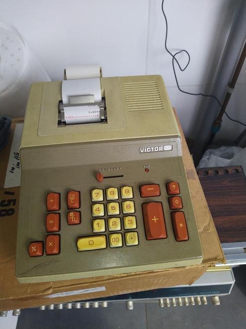 VICTOR telmachine/Kassaprinter, Verzamelen, Elektronische Apparatuur, Computers en Rekenmachines, Ophalen