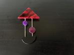 Vintage Revival Broche in Memphis Stijl Arts & Crafts 1980s, Sieraden, Tassen en Uiterlijk, Overige materialen, Gebruikt, Paars