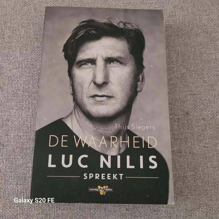 GESIGNEERD Luc Nilis - De waarheid, Boeken, Biografieën, Zo goed als nieuw, Sport, Ophalen of Verzenden