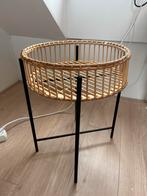 Rotan rieten bijzet tafel, Huis en Inrichting, Tafels | Bijzettafels, Ophalen, Minder dan 45 cm, Minder dan 55 cm, Rond