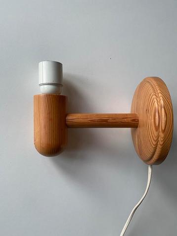 Scandinavisch design pine wandlamp Vigan Sweden beschikbaar voor biedingen