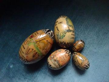 USSR:  'nesting doll ' eieren wereldbol globe