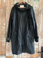 Nieuwe zwarte (regen) jas -rainbreaker van Beaumont, mt 40, Caravans en Kamperen, Ophalen of Verzenden, Nieuw, Regenjas