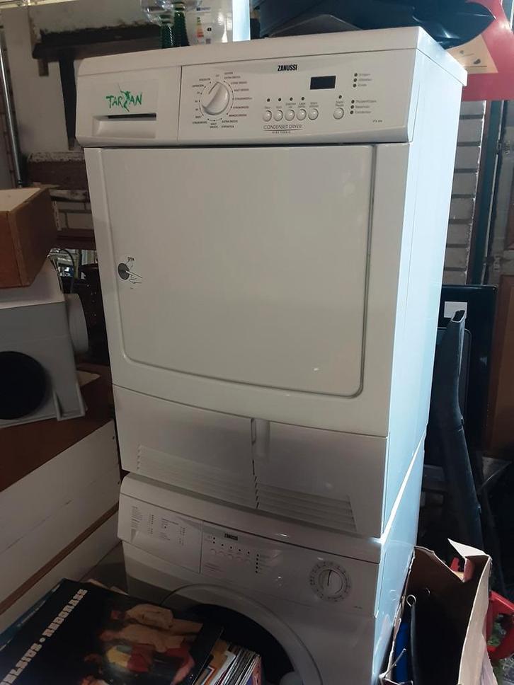 Wasmachine en Droger Set, Witgoed en Apparatuur, Wasdrogers, Gebruikt, Condens, Voorlader, 6 tot 8 kg, 85 tot 90 cm, Anti-kreukfase