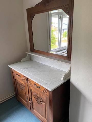 Te koop beschikbaar voor biedingen